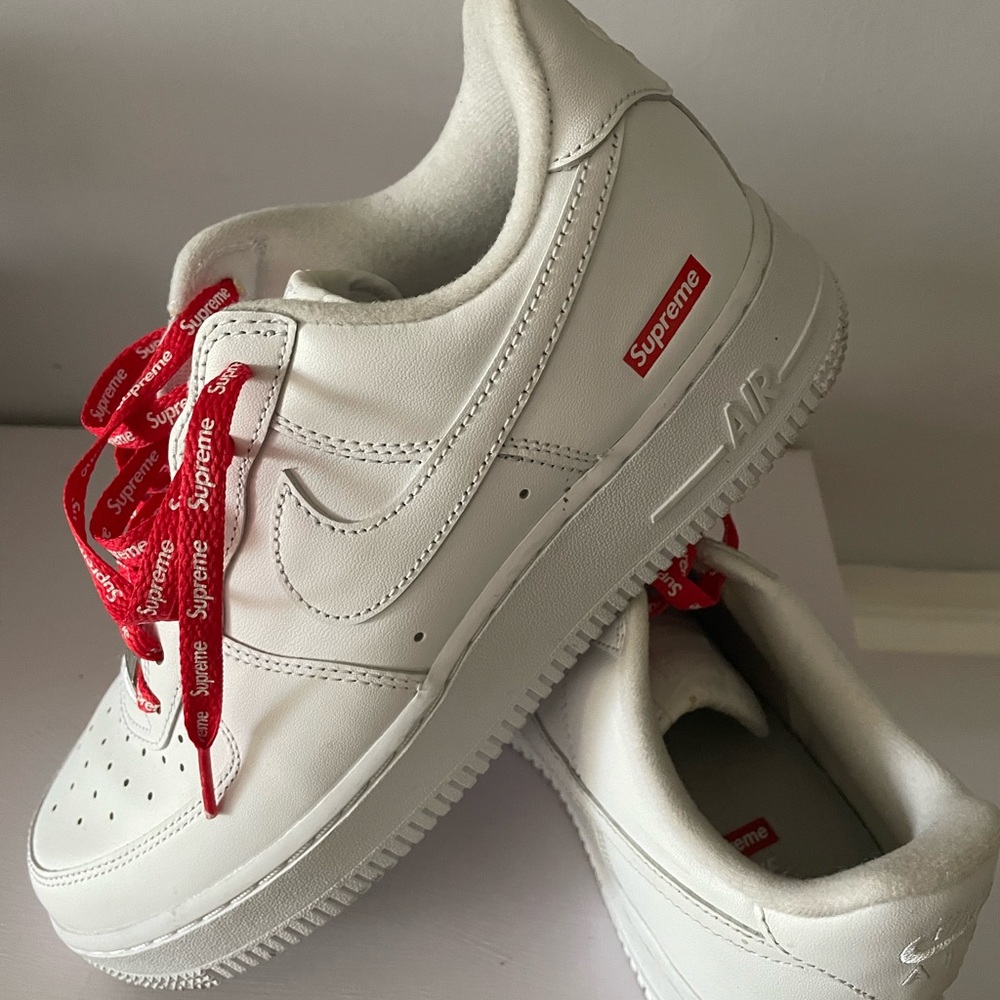 NIKE AIR X SUPREME runners authentic size 9 US-39 EU